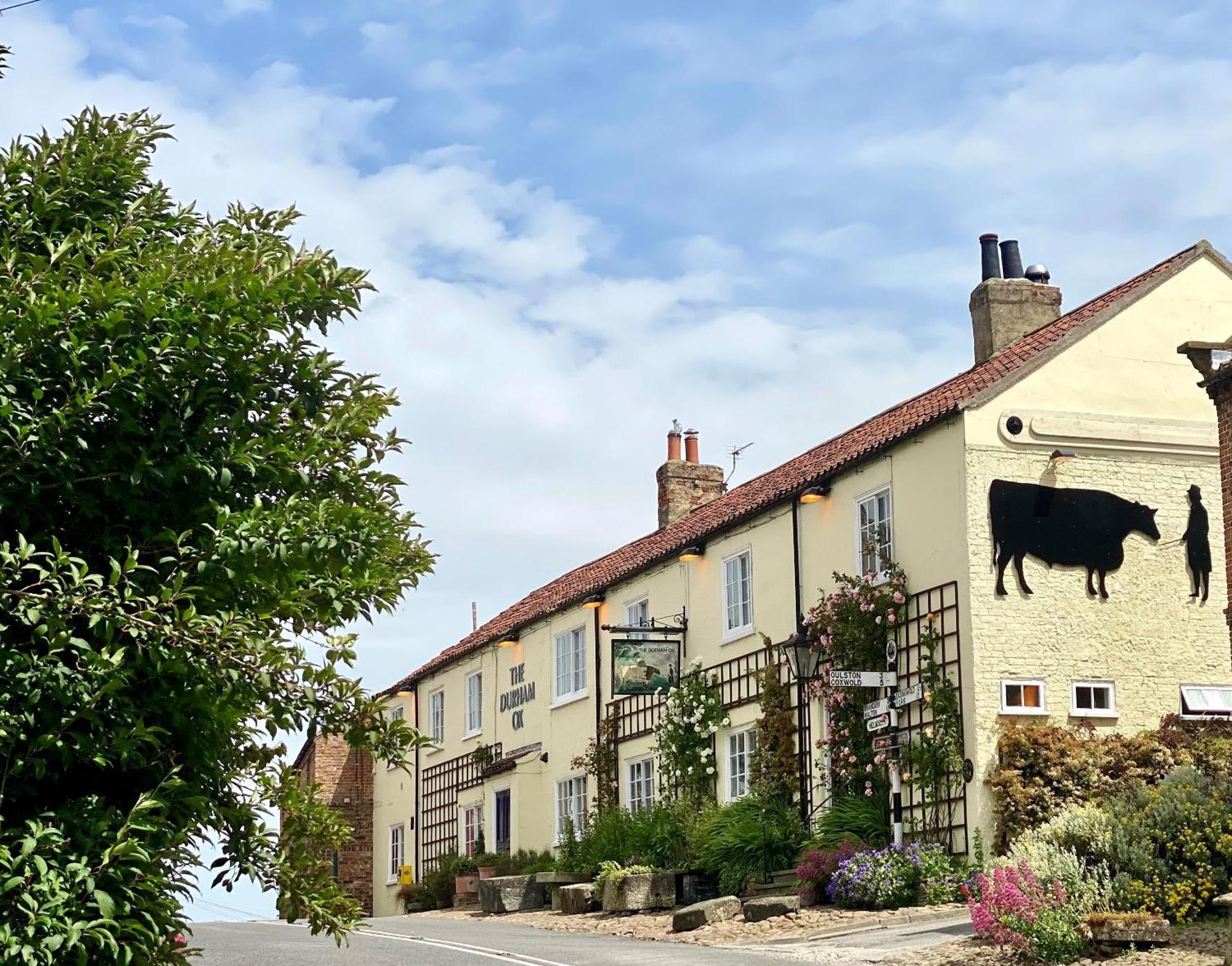 Отель The Durham Ox Crayke Экстерьер фото